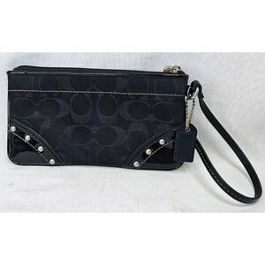 Signature Coach Wristlet Purse Studded Black Patent Leather Trim Jacquard Wallet